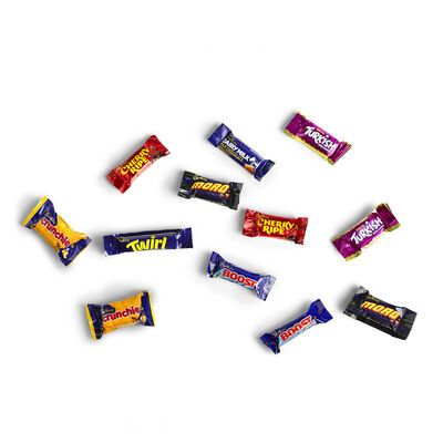 Cadbury Favourites Boxed Chocolate 265gr Each | Liquorland