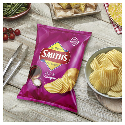 Smiths Potato Chips Salt Vinegar 170gr Each | Liquorland